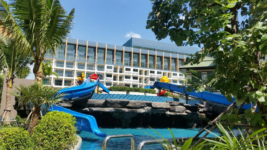 Pool View in Laguna Beach Resort 2 Pantai Jomtien Bagian luar foto